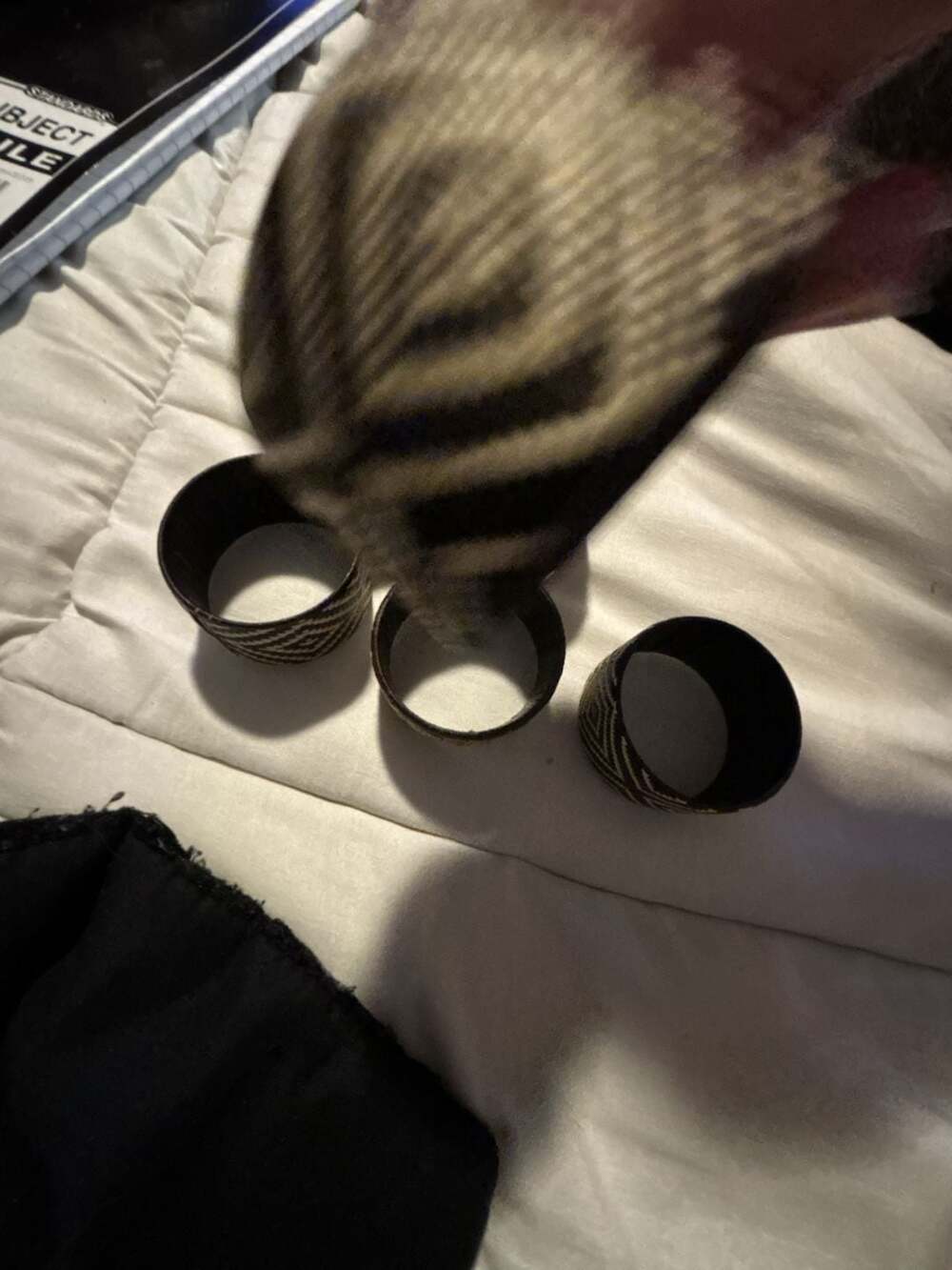 Set of 8 Woven Geometric Pattern Napkin Rings